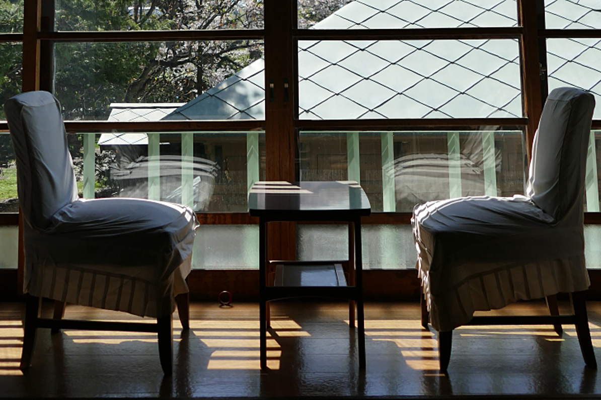 和室B縁側と椅子